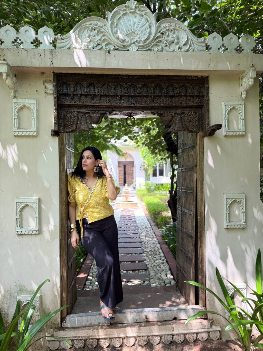 Instagram post from ek.saanjh. This post is in position 6.