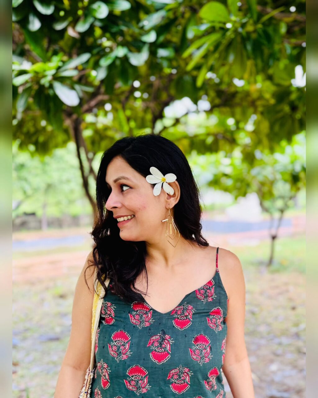 Instagram post from ek.saanjh. This post is in position 3.